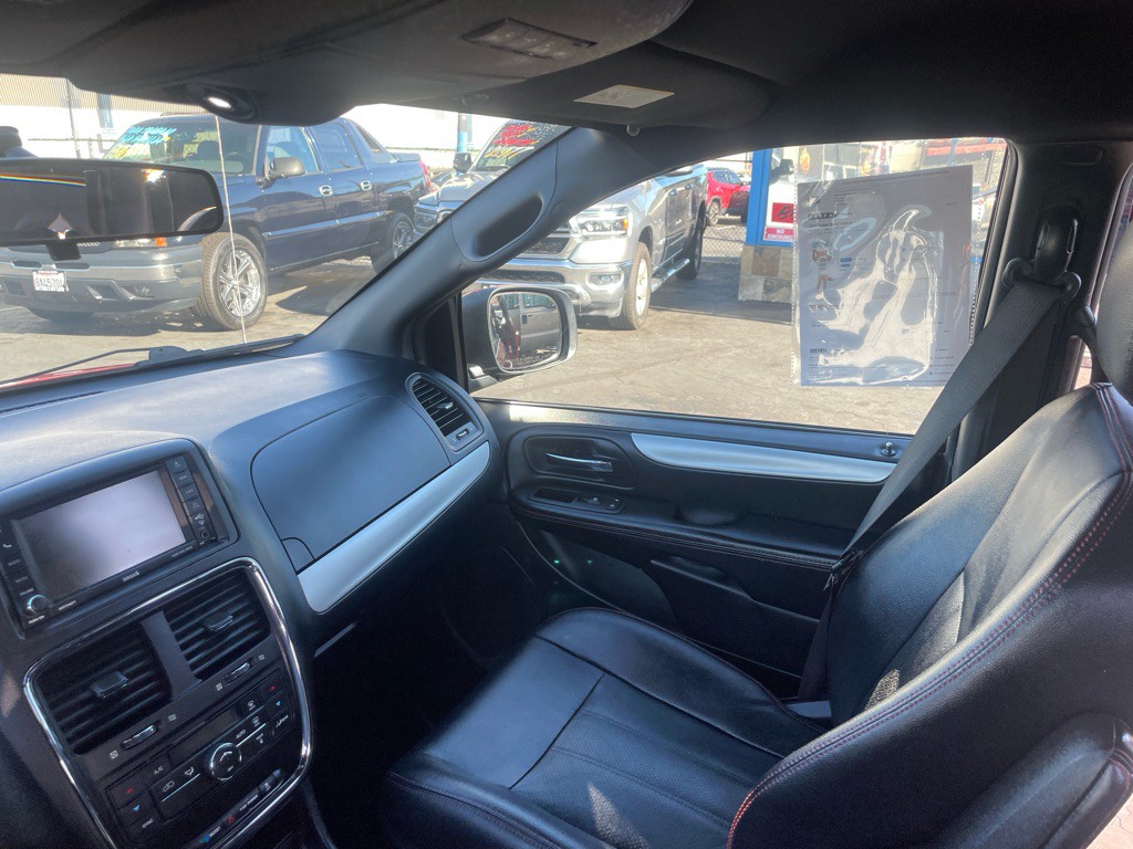 2016 Dodge Grand Caravan Image 13