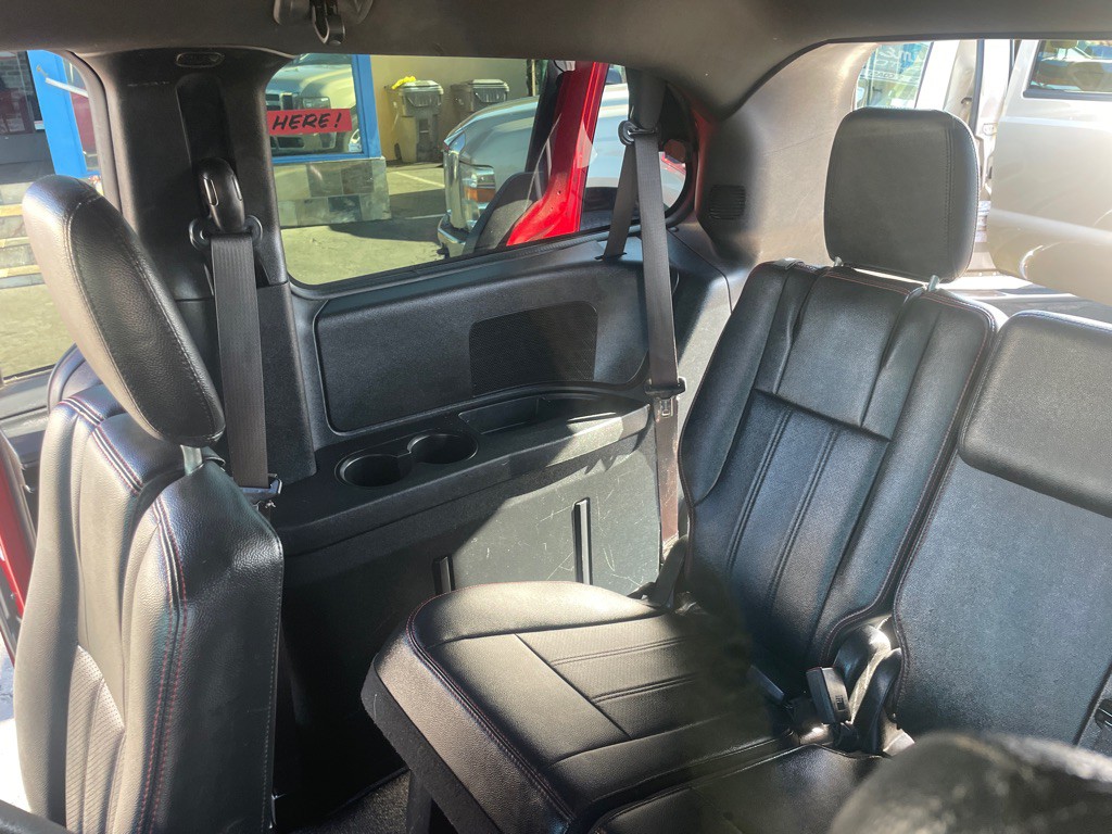 2016 Dodge Grand Caravan Image 16