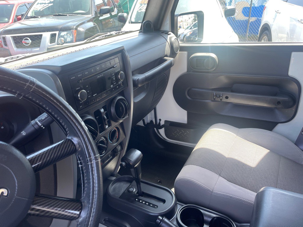 2007 Jeep Wrangler Image 24
