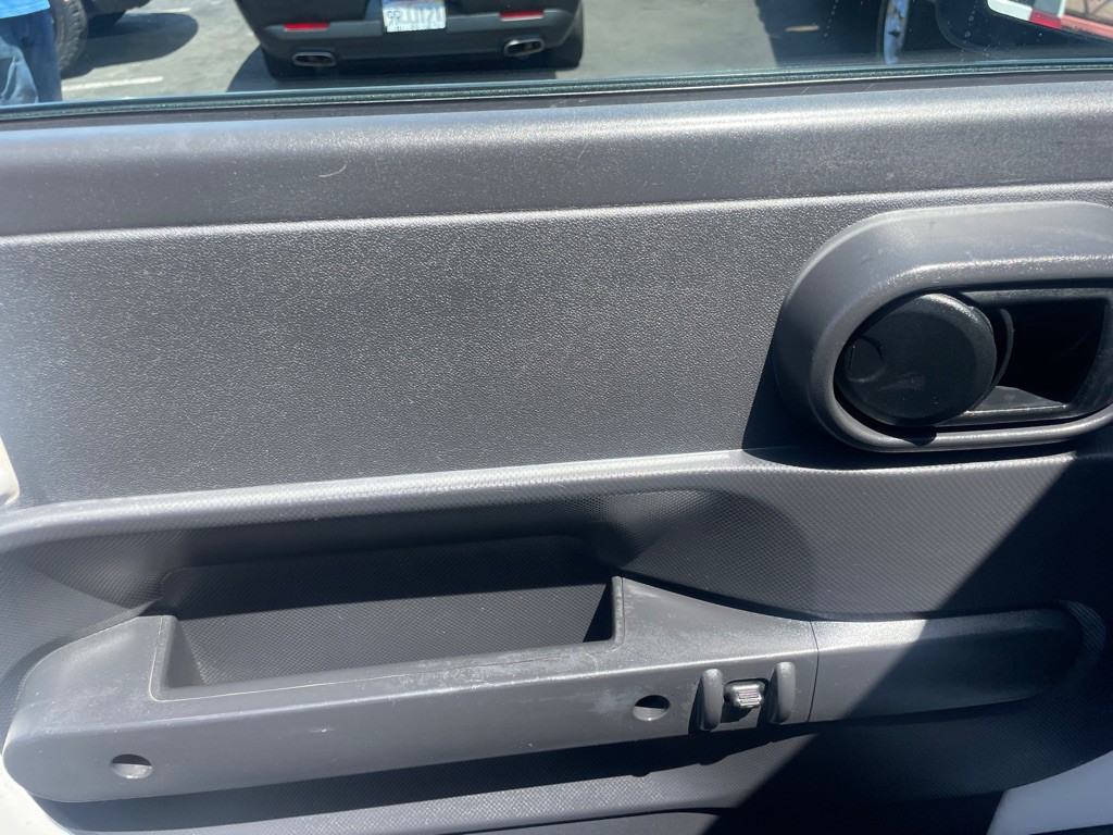 2007 Jeep Wrangler Image 28