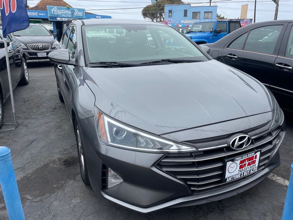 2019 Hyundai Elantra Image 3