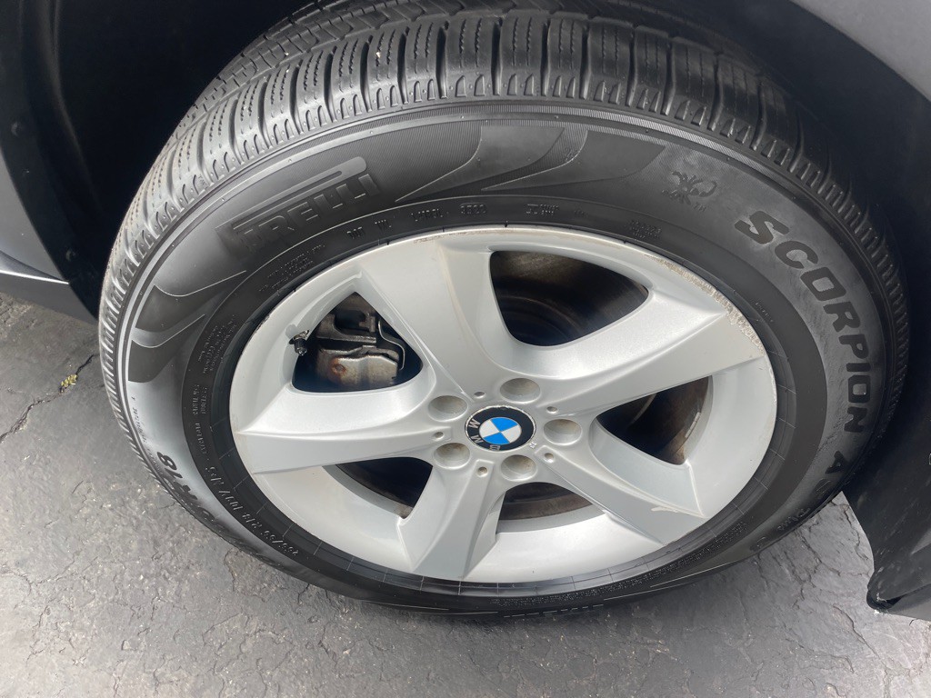 2010 BMW X5 Image 5