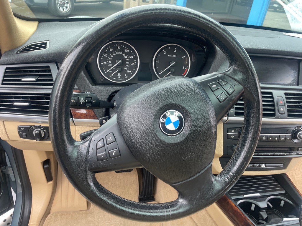 2010 BMW X5 Image 14