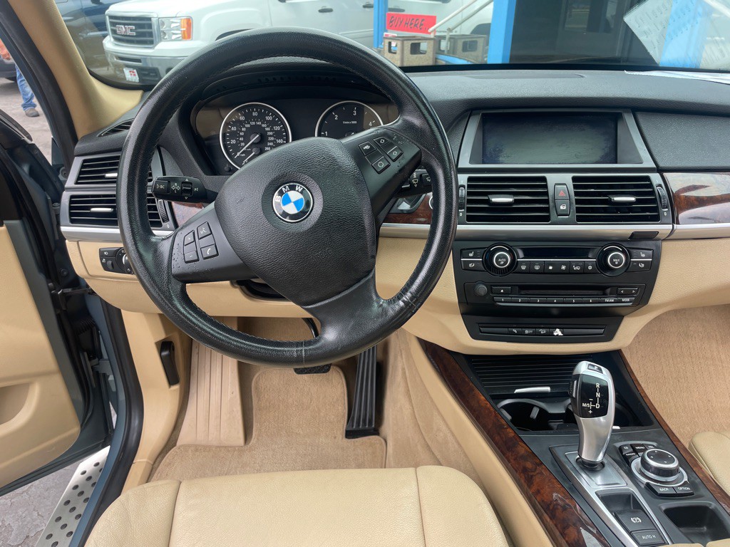 2010 BMW X5 Image 19