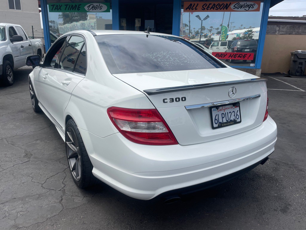 2008 Mercedes-Benz C-Class Image 13