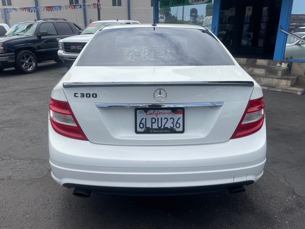 2008 Mercedes-Benz C-Class Image 15