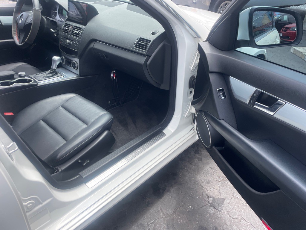 2008 Mercedes-Benz C-Class Image 19