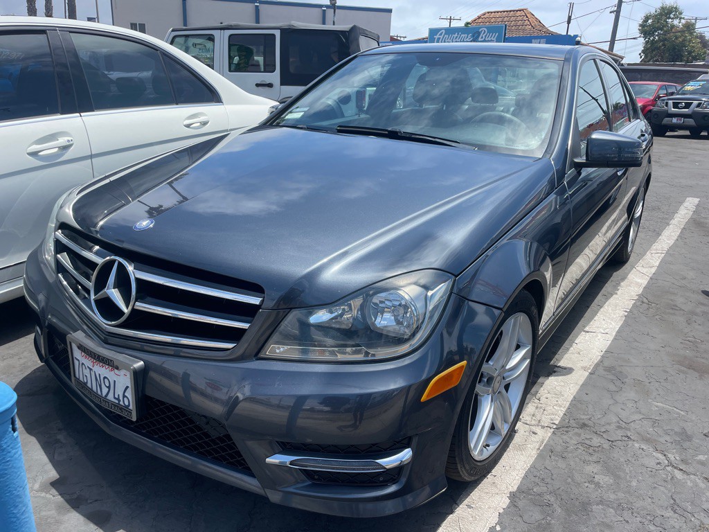 2014 Mercedes-Benz C-Class Image 1