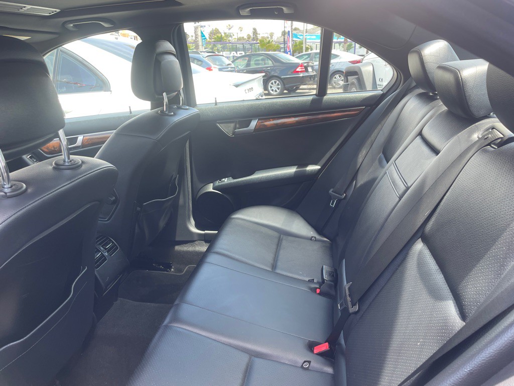 2014 Mercedes-Benz C-Class Image 9