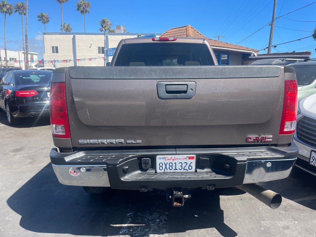 2007 GMC Sierra Image 8