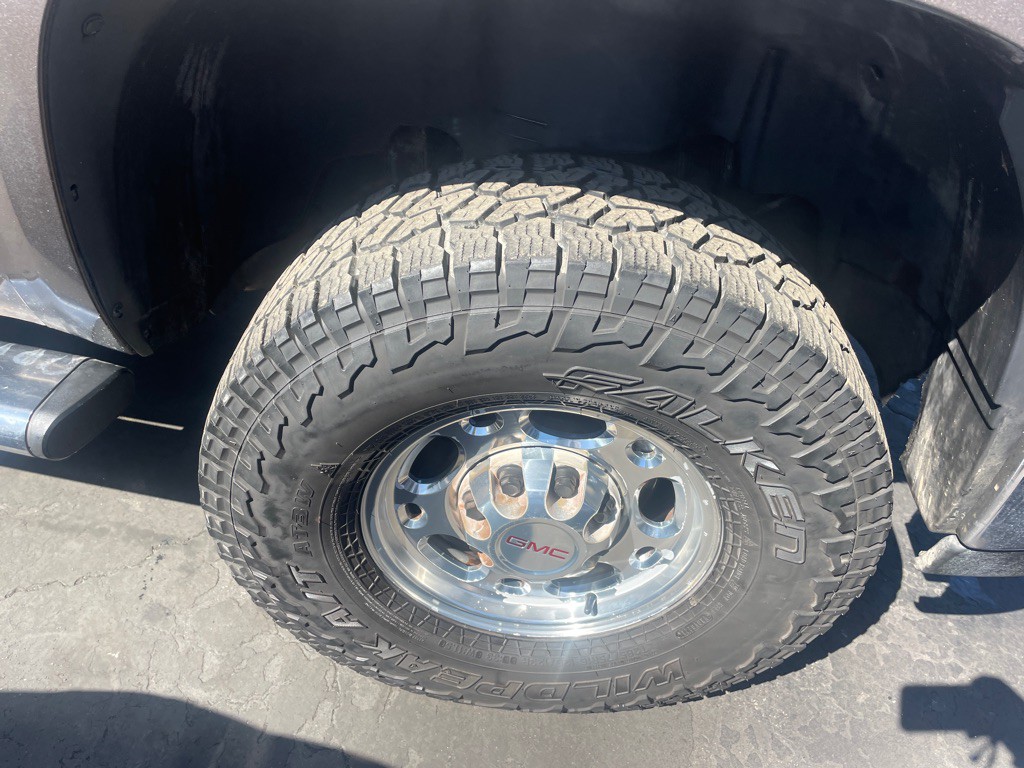 2007 GMC Sierra Image 12