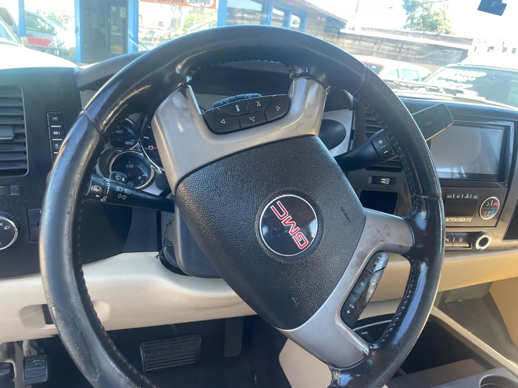 2007 GMC Sierra Image 16