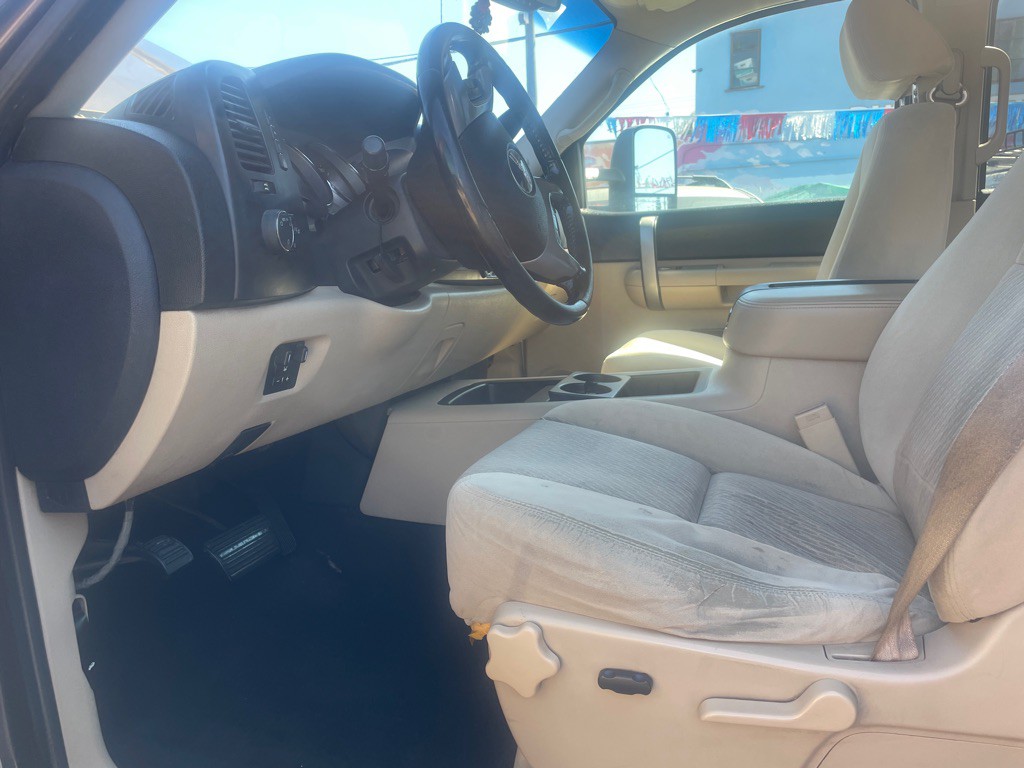2007 GMC Sierra Image 28