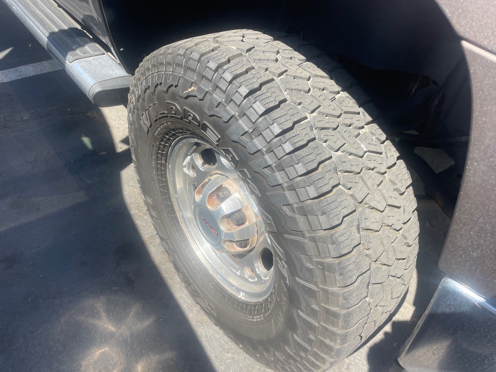 2007 GMC Sierra Image 32