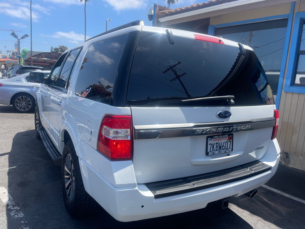 2015 Ford Expedition Image 4