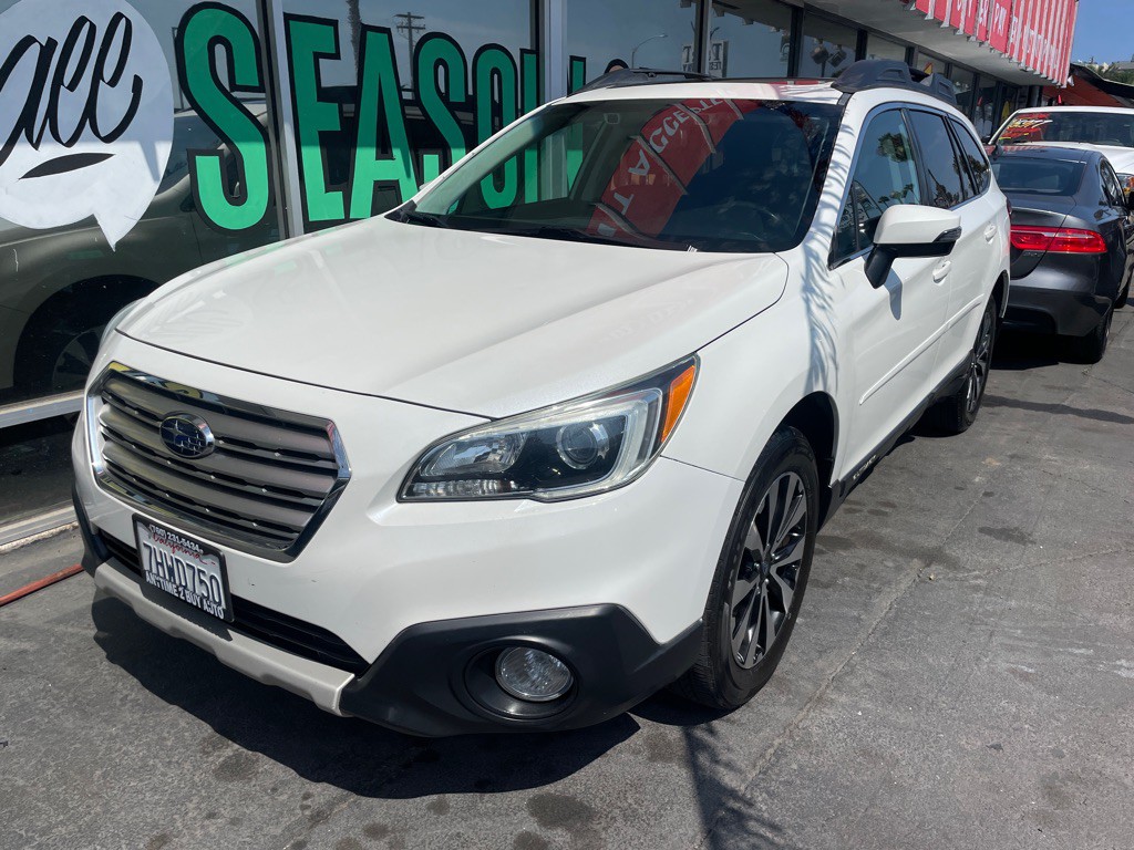 2015 Subaru Outback Image 1