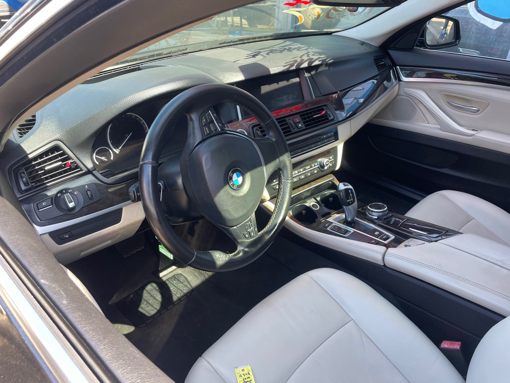 2014 BMW 5 Series Image 6