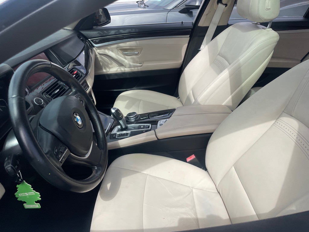 2014 BMW 5 Series Image 18
