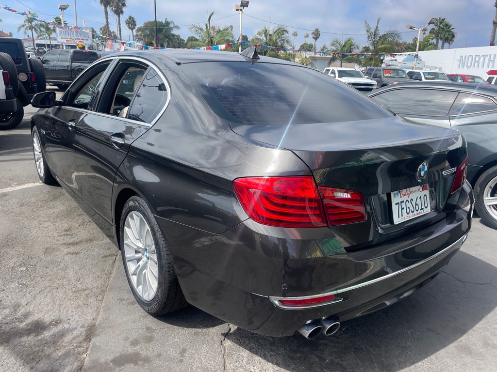 2014 BMW 5 Series Image 21