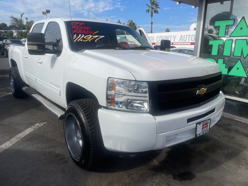 2013 Chevrolet Silverado 1500 Image 2