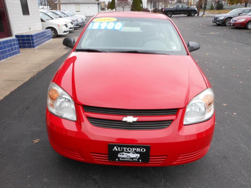2006 Chevrolet Cobalt Image 2