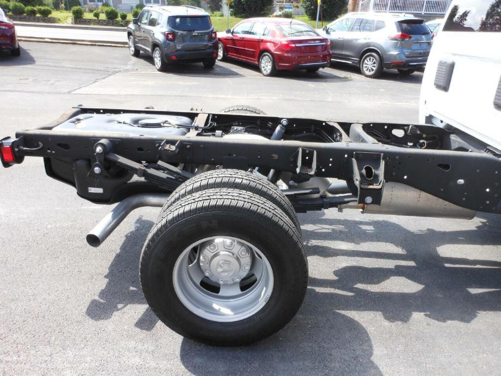 2024 RAM 3500 Image 5