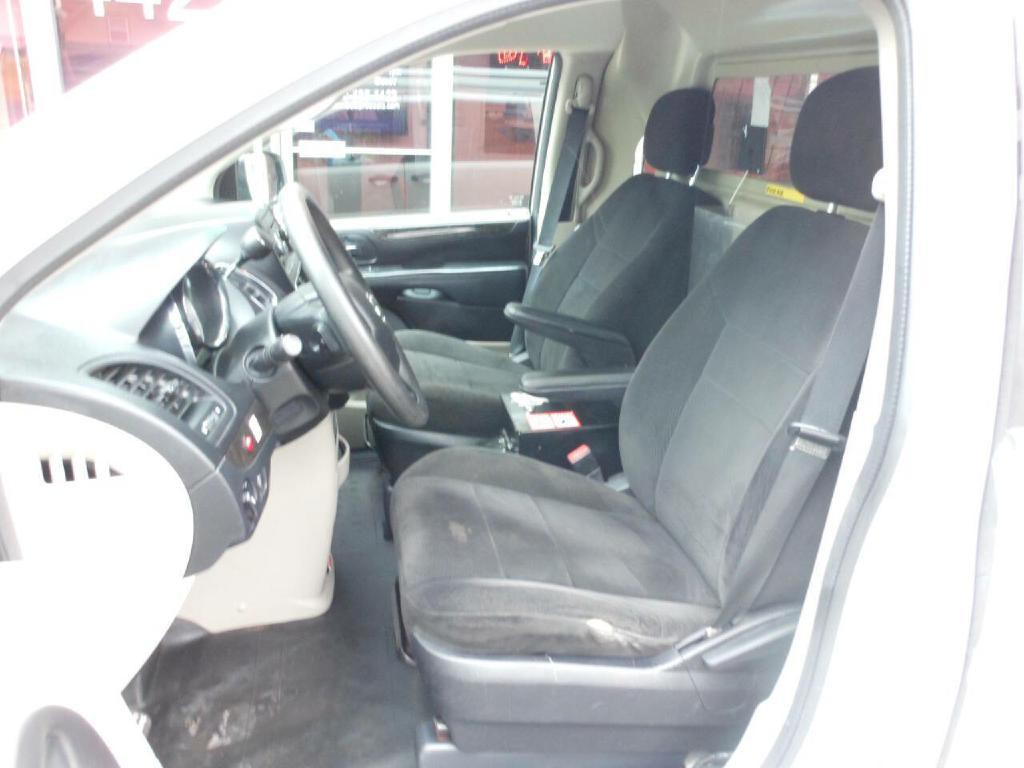 2013 RAM C/V Image 12