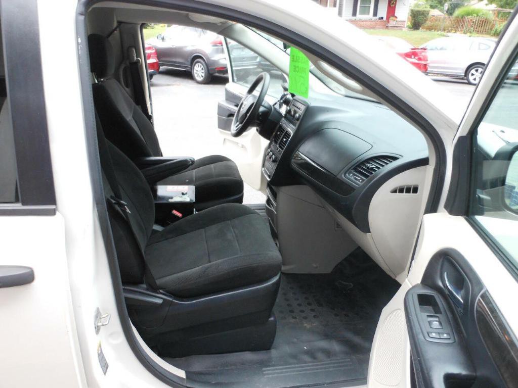 2013 RAM C/V Image 13