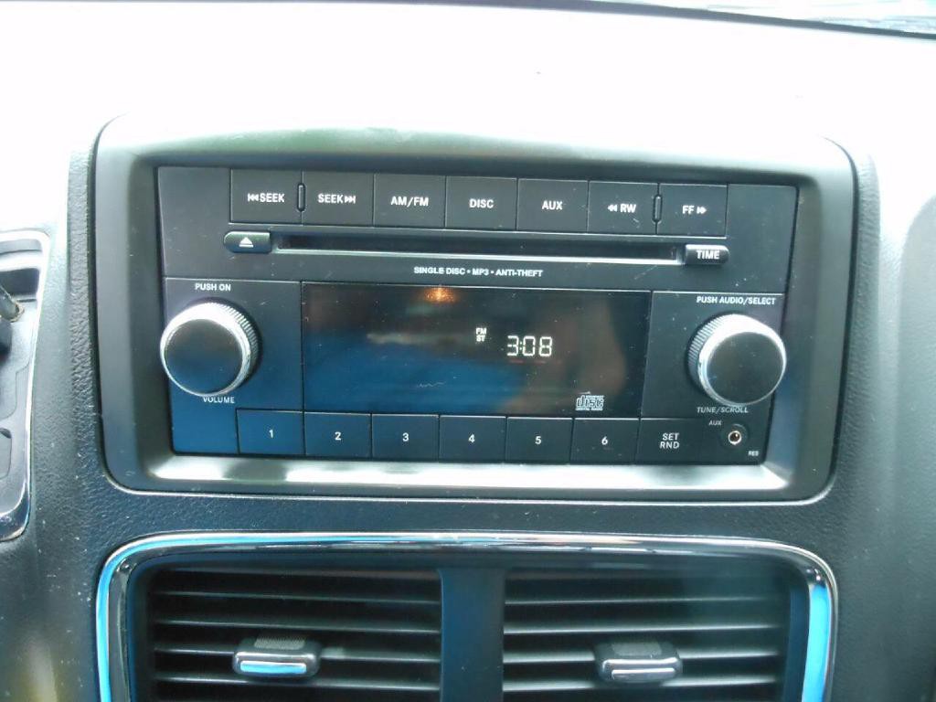 2013 RAM C/V Image 19