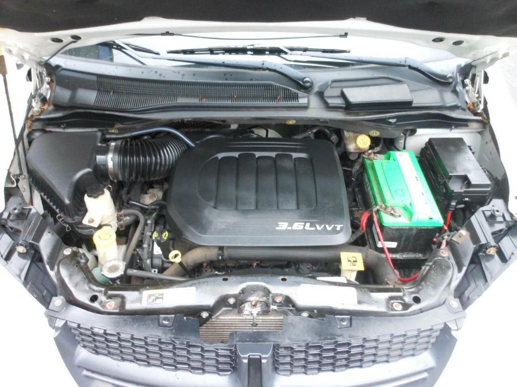 2013 RAM C/V Image 23