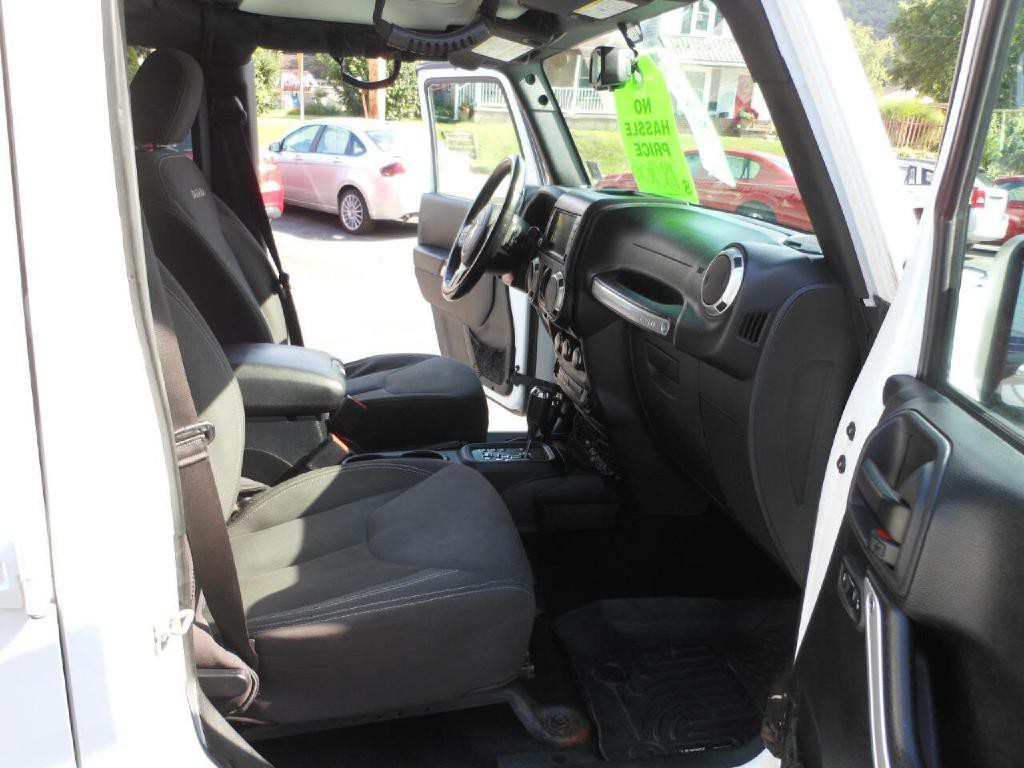 2018 Jeep Wrangler Image 13