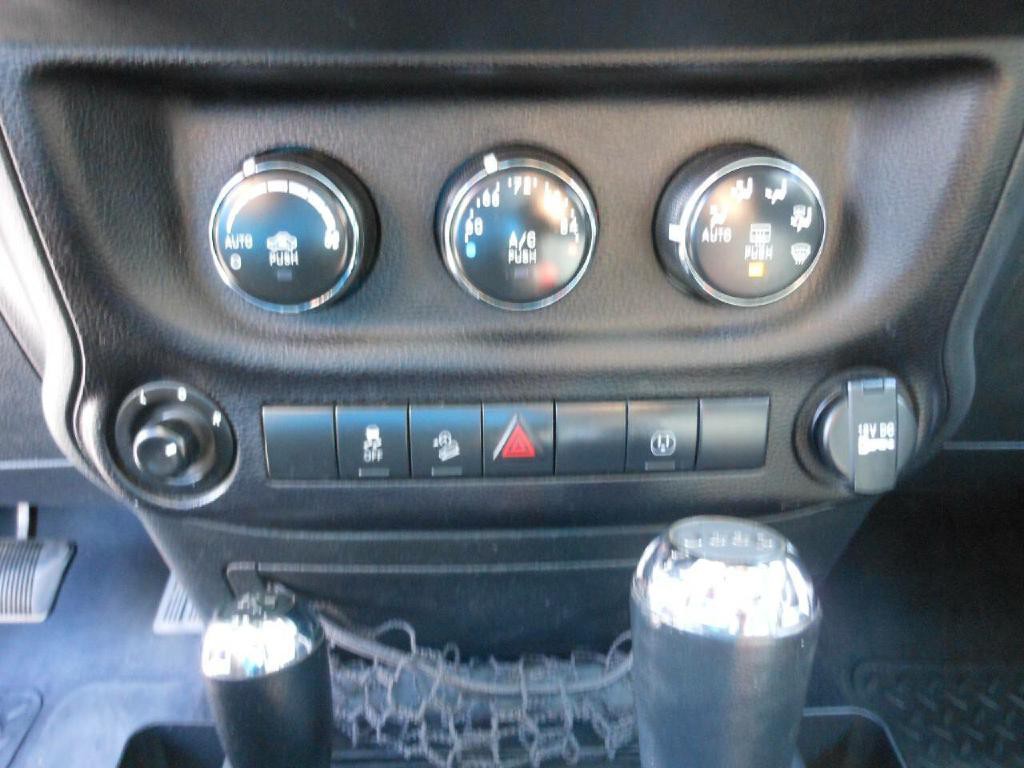 2018 Jeep Wrangler Image 17