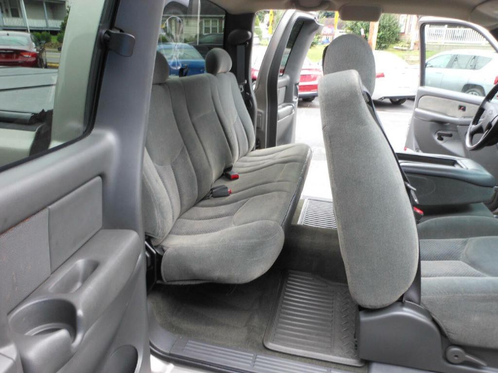 2003 Chevrolet Silverado 1500 Image 15