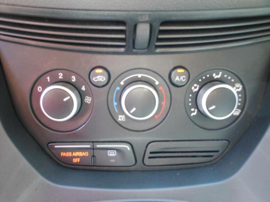 2016 Ford Escape Image 18