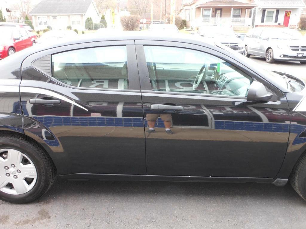 2008 Dodge Avenger Image 4