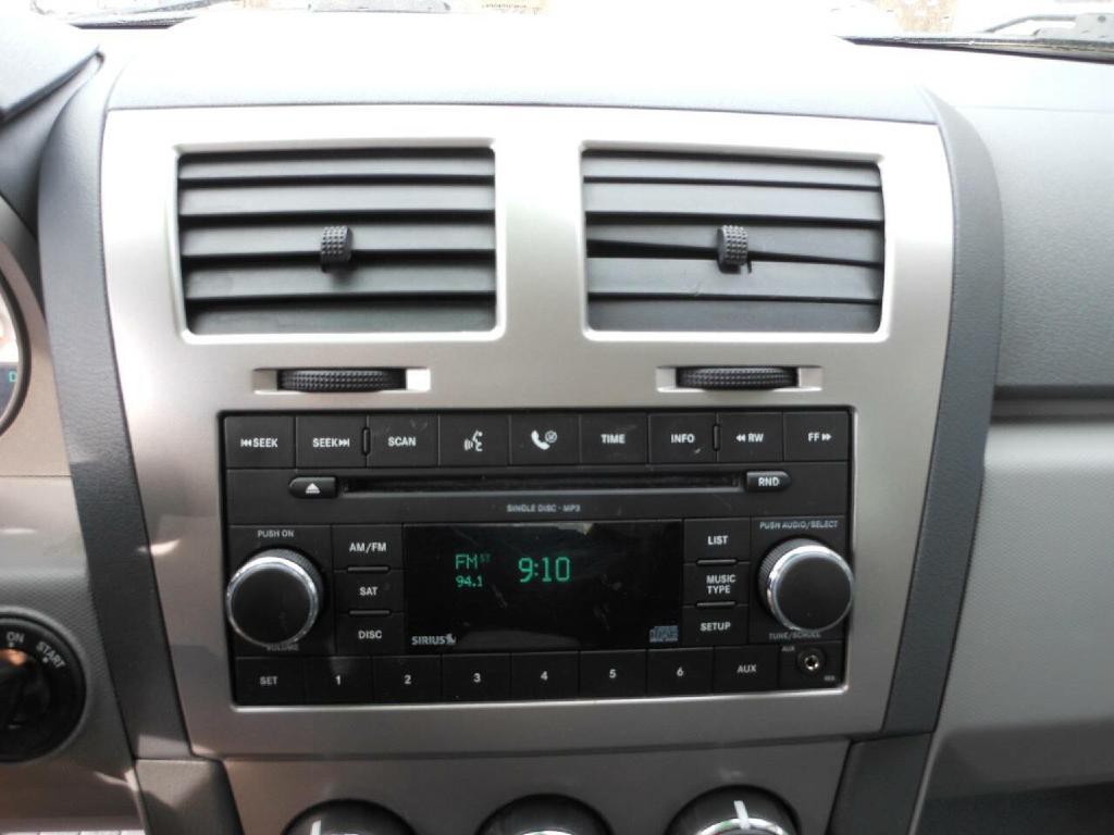 2008 Dodge Avenger Image 16