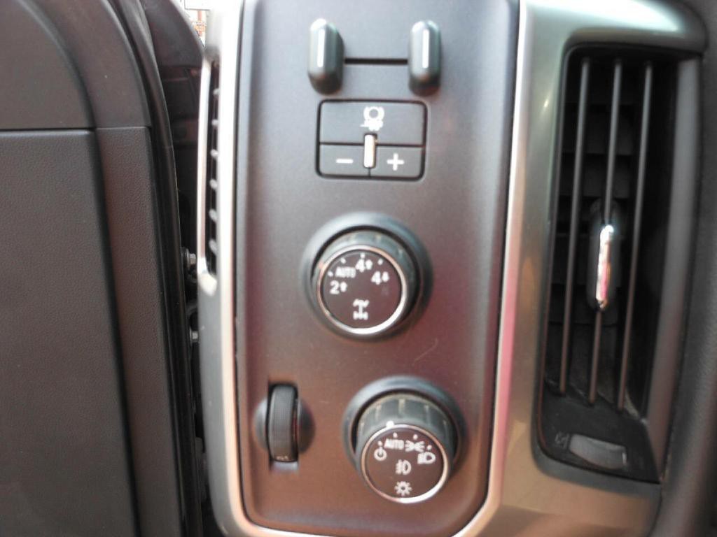 2016 Chevrolet Silverado 1500 Image 19