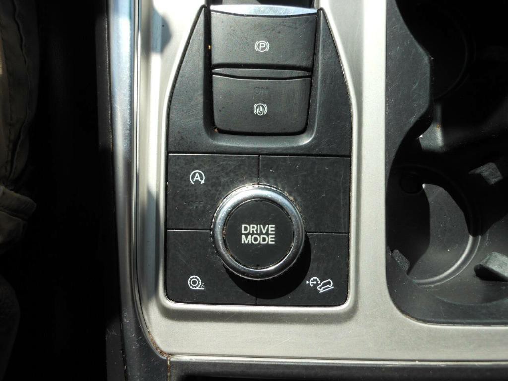 2021 Ford Explorer Image 23