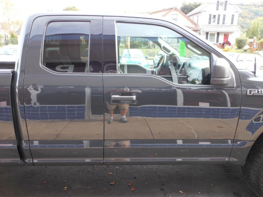 2017 Ford F-150 Image 4