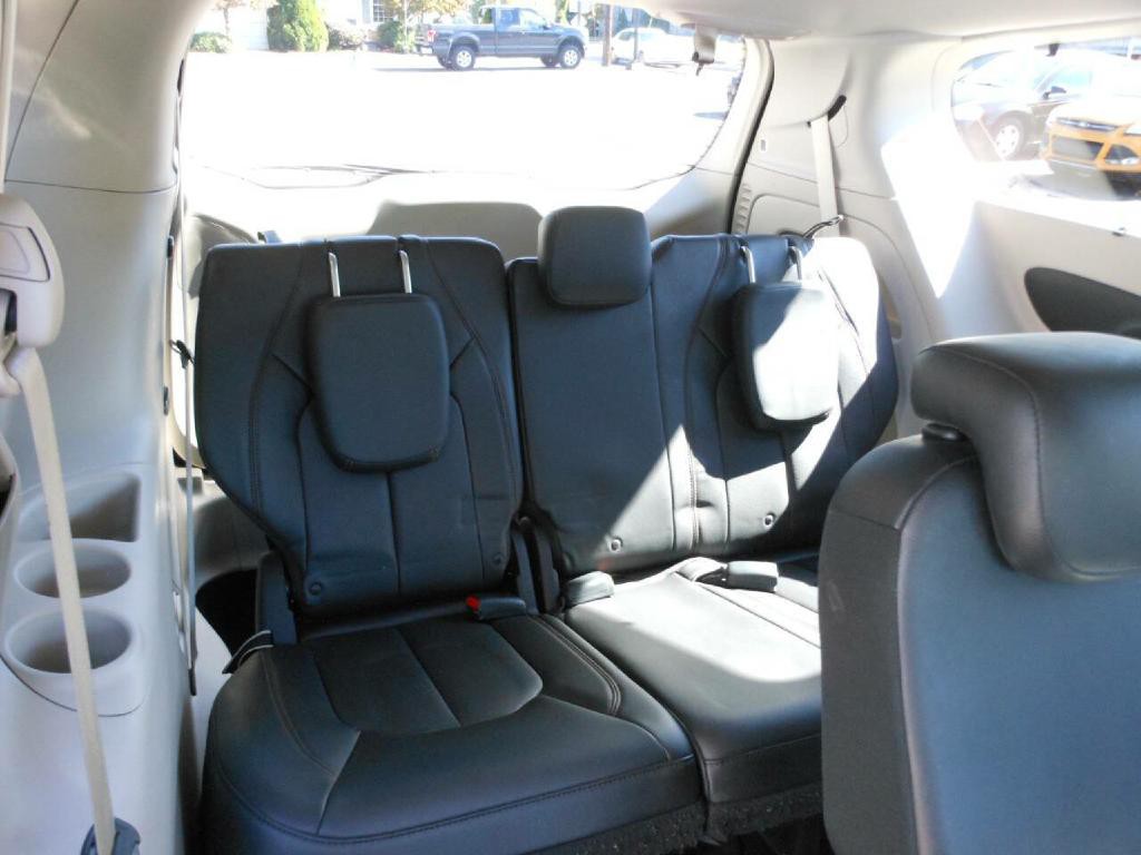 2019 Chrysler Pacifica Image 14