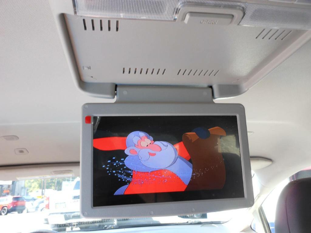 2019 Chrysler Pacifica Image 19