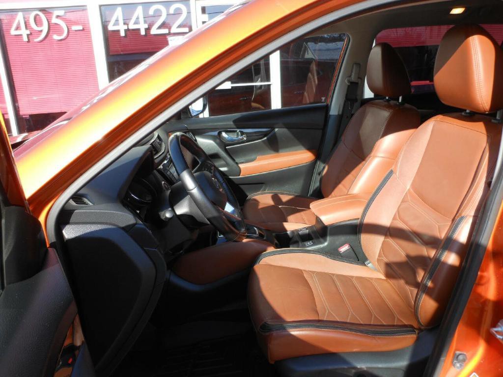 2017 Nissan Rogue Image 12