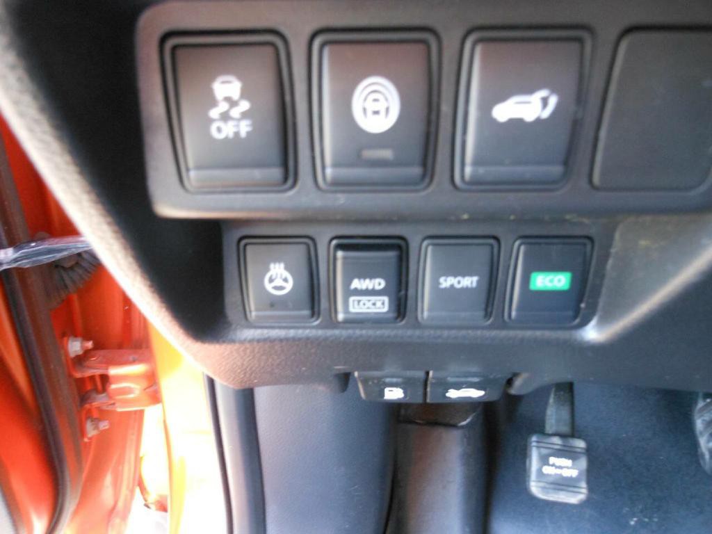 2017 Nissan Rogue Image 26