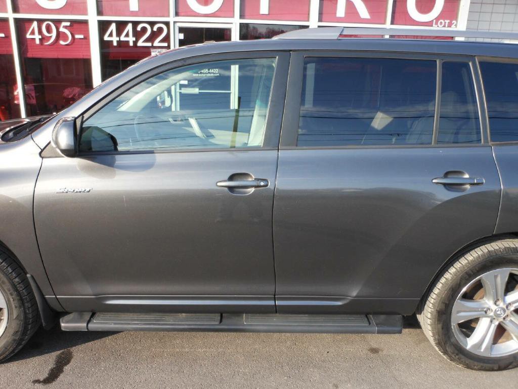 2009 Toyota Highlander Image 8