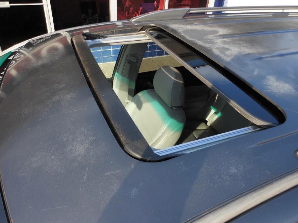 2009 Toyota Highlander Image 11