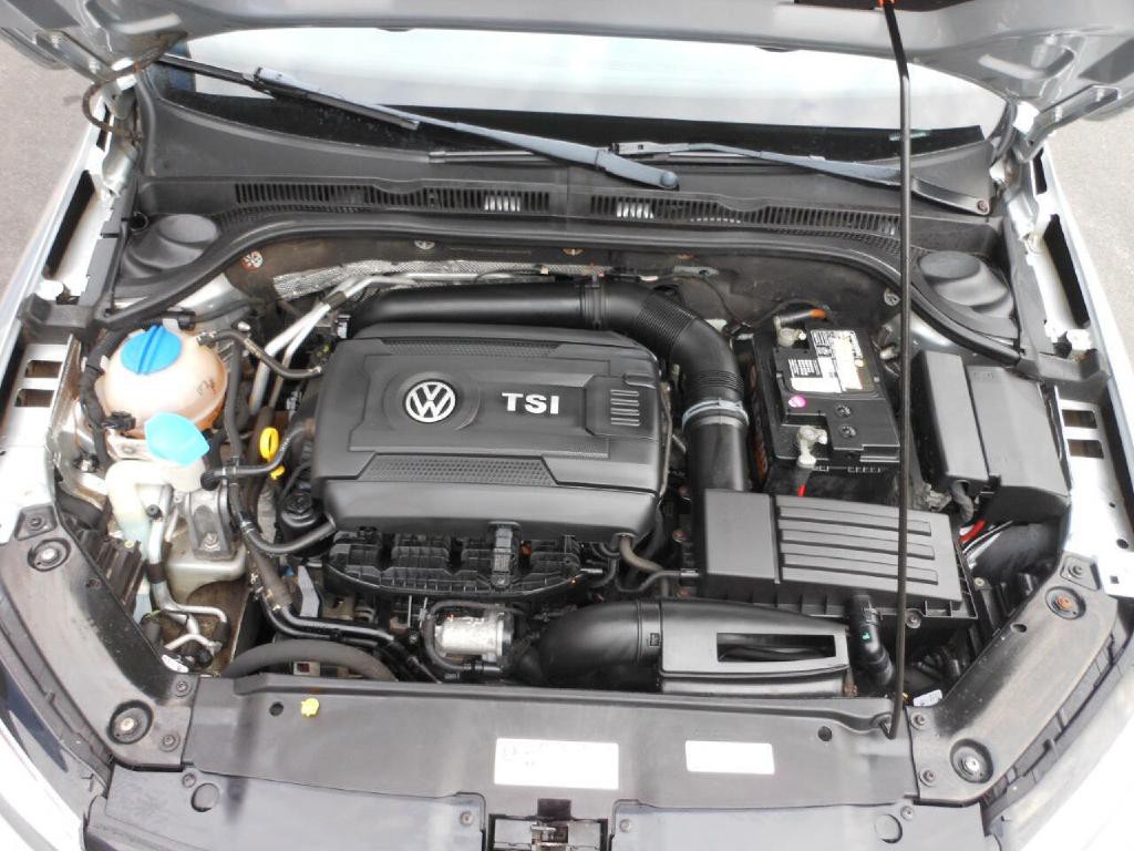 2014 Volkswagen Jetta Image 19