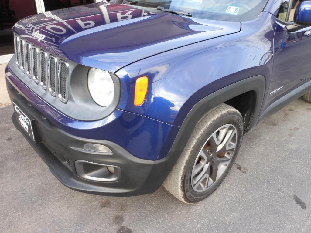 2016 Jeep Renegade Image 9