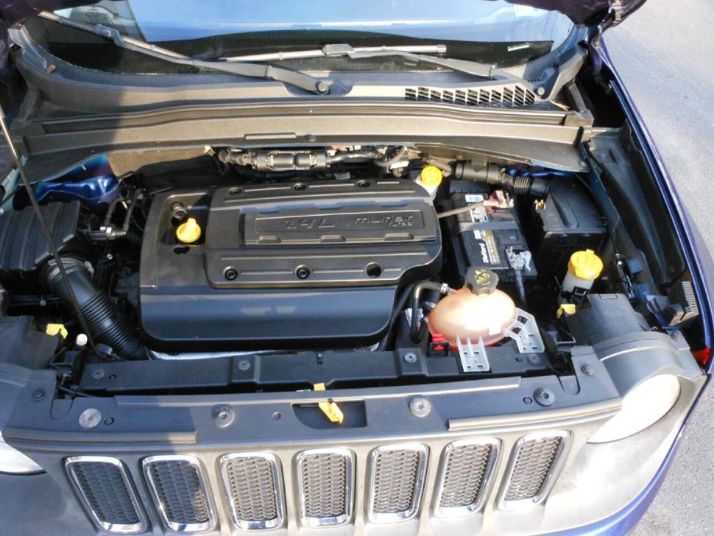 2016 Jeep Renegade Image 20