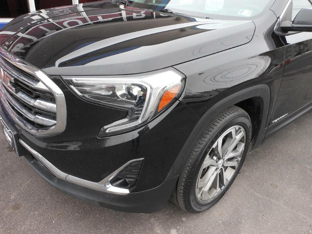 2020 GMC Terrain Image 9