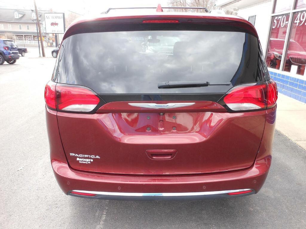 2018 Chrysler Pacifica Image 6